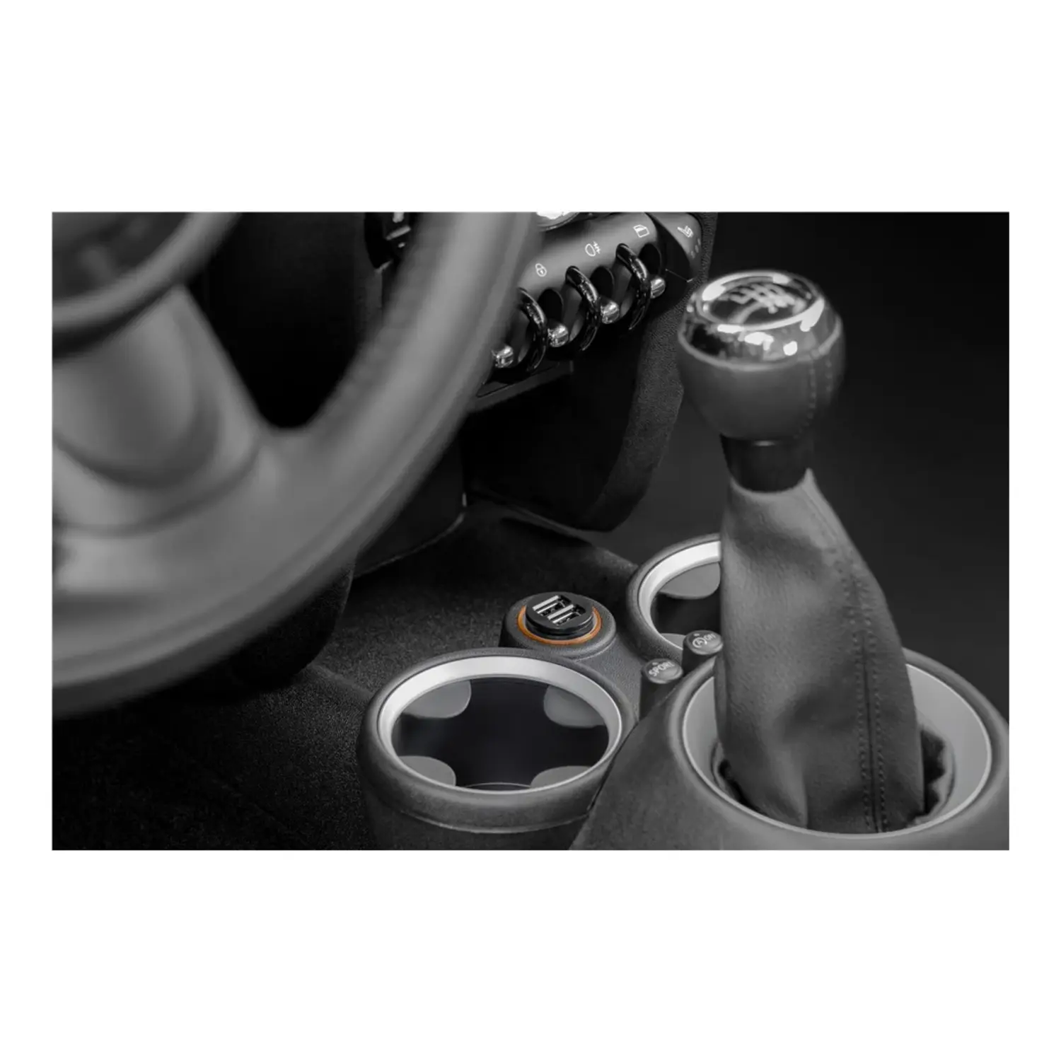 immagine caricatore  adattatore porta usb auto camion macchina accendisigari 12-24v  12 watt