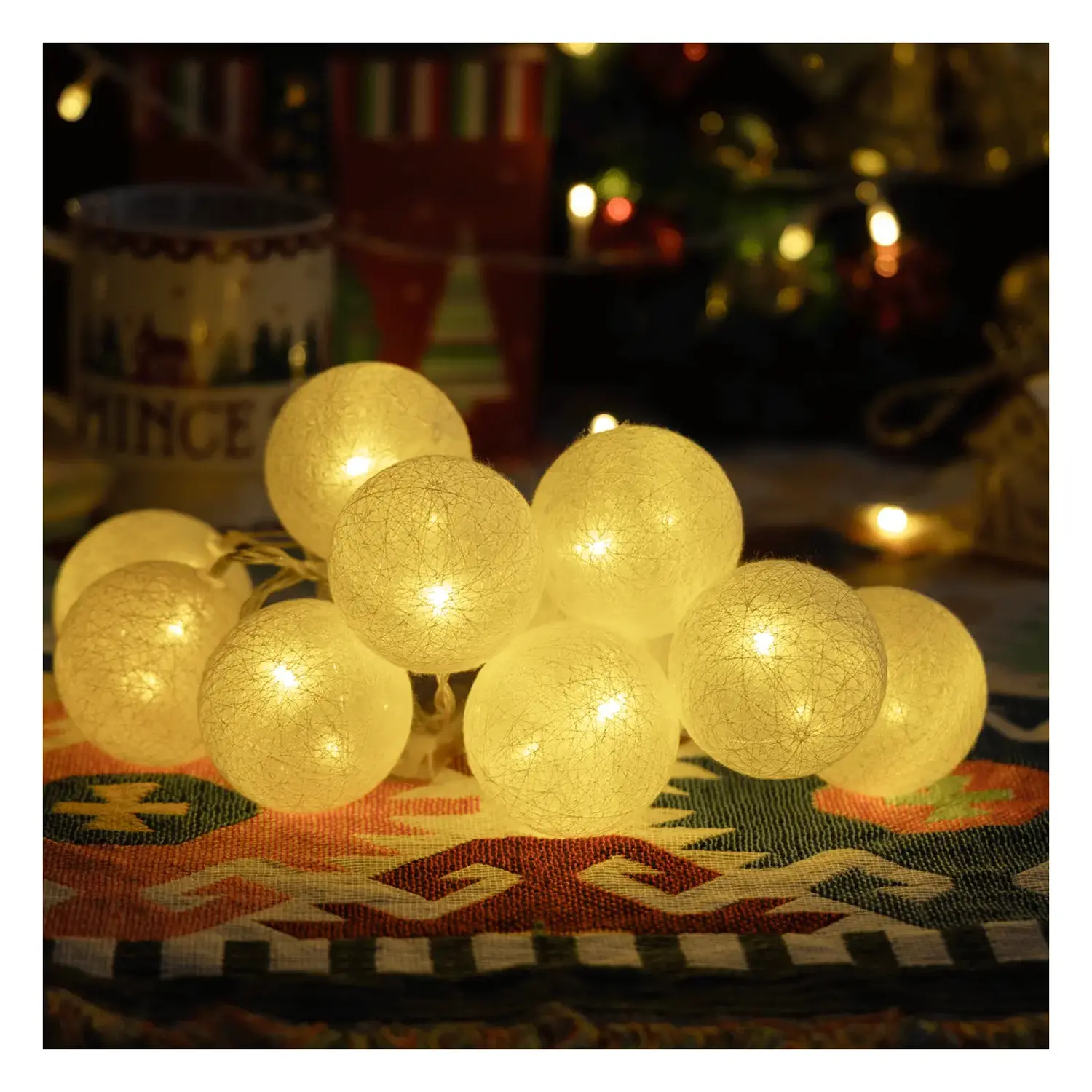 immagine Catena luminosa a batteria 3AA, luci a batuffoli bianchi, bianco caldo 2m