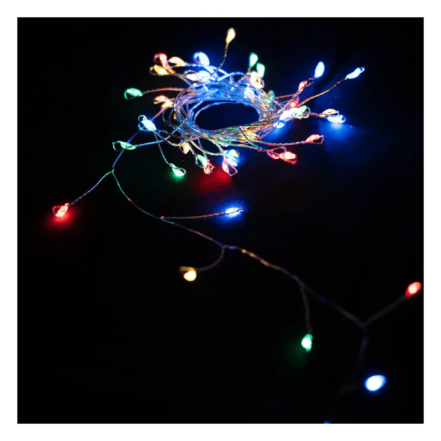 immagine del prodotto Catena luminosa a batteria 3AA, luci a petardo, cavo in rame, RGBY 1.5m IP44, Interno&Esterno