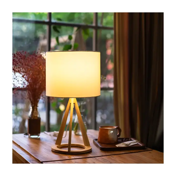 immagine del prodotto lampada da tavolo in legno e27 9 watt bianco caldo