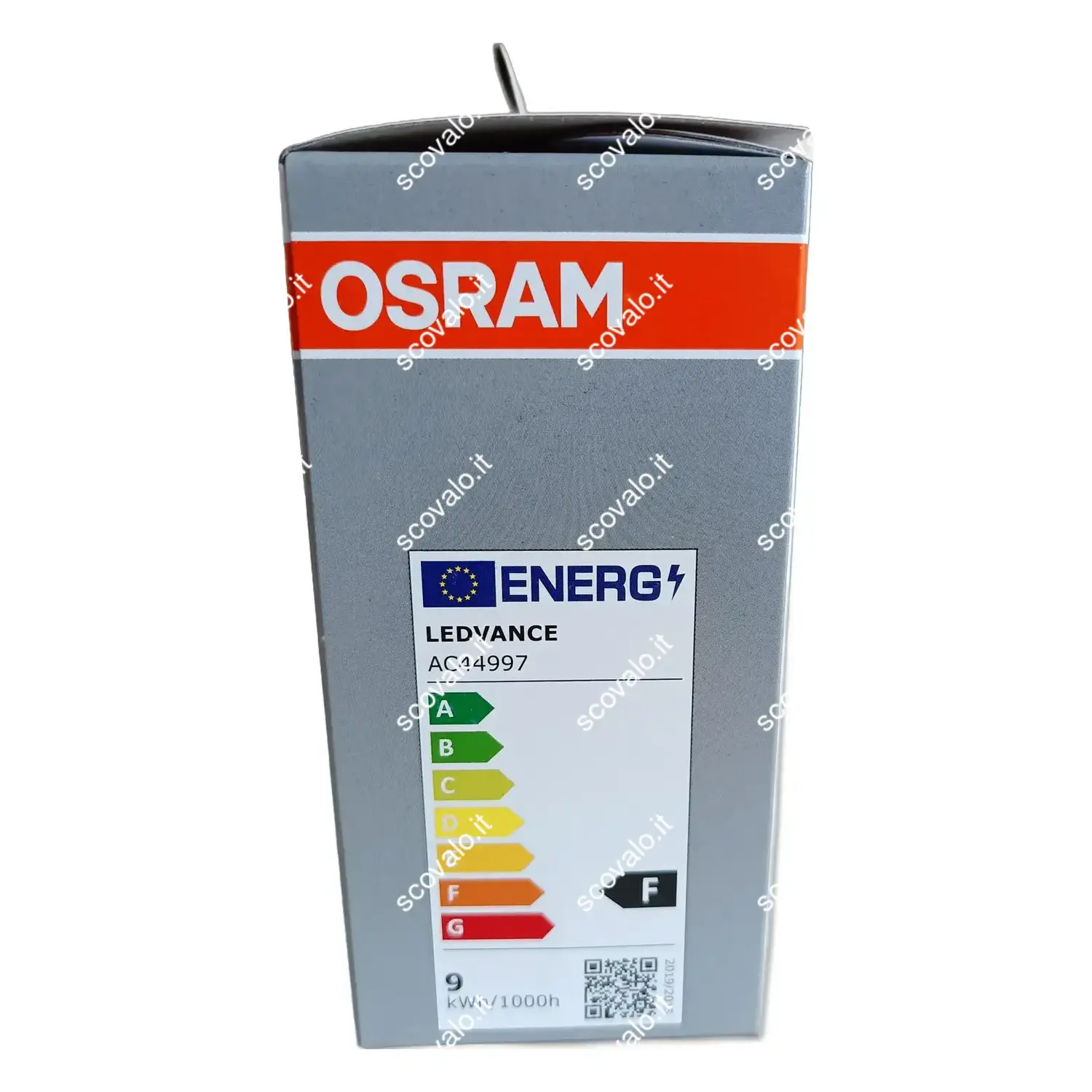 immagine lampadina led osram forma base A60 classic 4 pezzi e27 8,5 watt bianco caldo