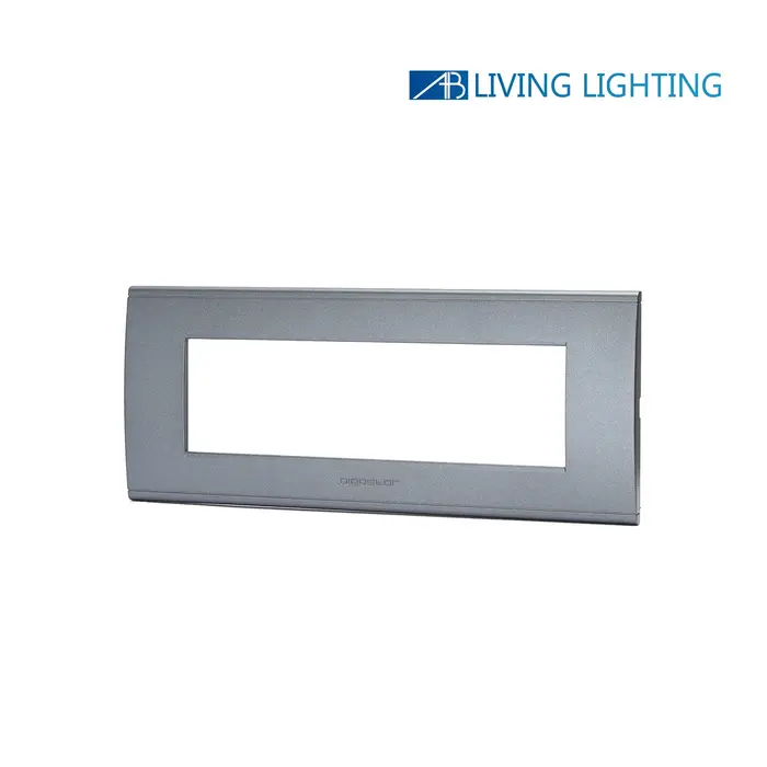 immagine placca di plastica compatibile bticino livinglight international grigio 7 fori