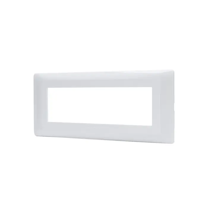 immagine placca compatibile bticino matix colore bianco 6 fori