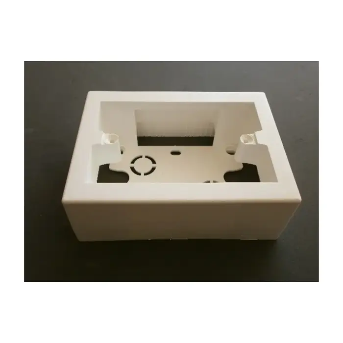 immagine del prodotto scatola cassetta elettrica 503 da canalina esterno portafrutti 3 fori